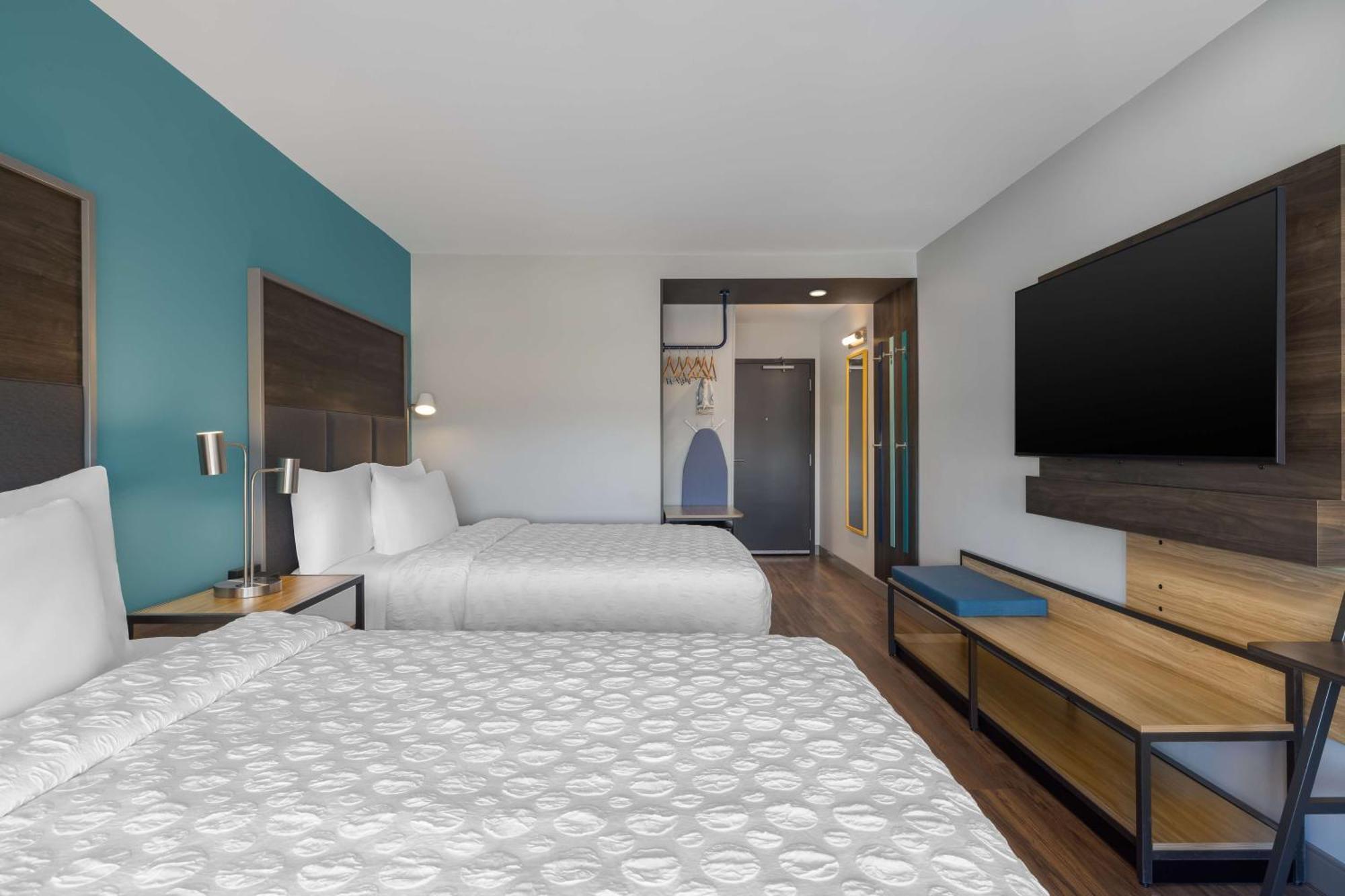 Hotel Tru By Hilton Oshkosh Exterior foto