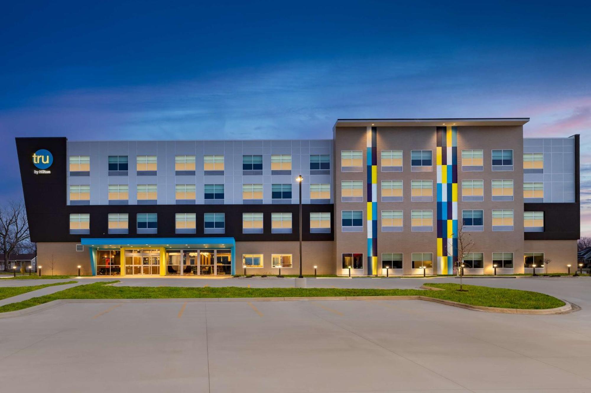 Hotel Tru By Hilton Oshkosh Exterior foto
